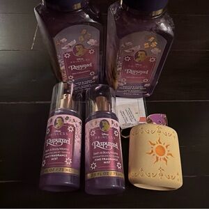 Bath & Body Works Disney Princess Rapunzel Light-up Pocket Holder Soap Spray Set